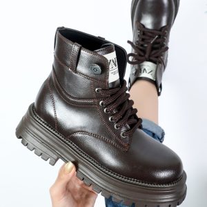 بوت زارا مدل دکمه دار